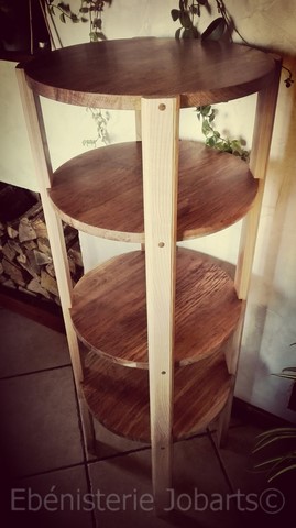 Meuble présentoir d'ébéniste.